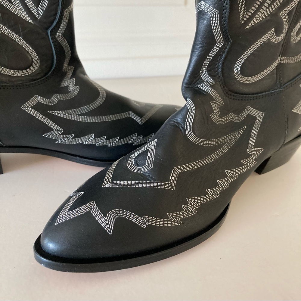 New Free People Toral Black Cross Your Heart Western Boots Sz 38 - Picture 2 of 8